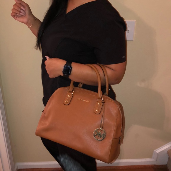 Michael Kors handbag - Picture 7 of 8